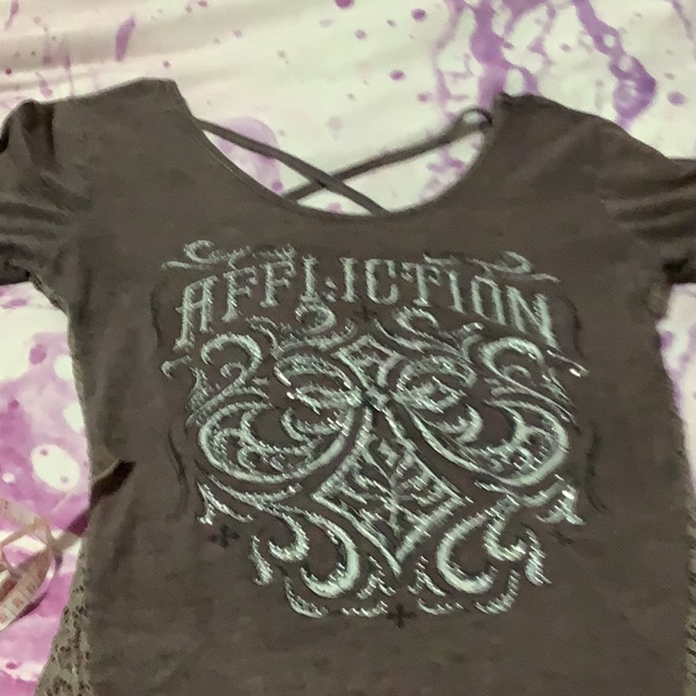 Like new Affliction shirt